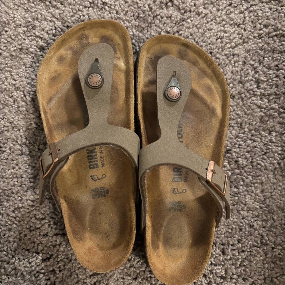 Birkenstock Gizeh Birko-flor Sandals